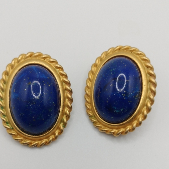Leslie Block Elegant Gold and Blue Speckled Enamel Oval Clip On Earrings Formal - Picture 1 of 11
